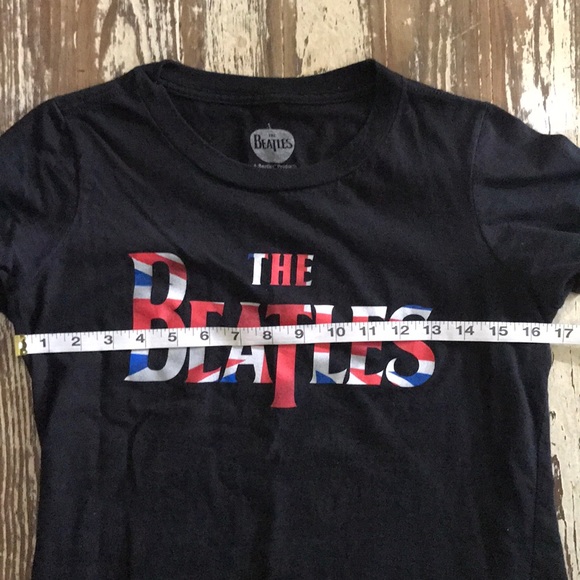 THE BEATLES TEE SHIRT BLACK RED BLUE WHITE SMALL - Picture 6 of 6
